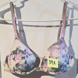 Pink victorias secret lightly lined bra